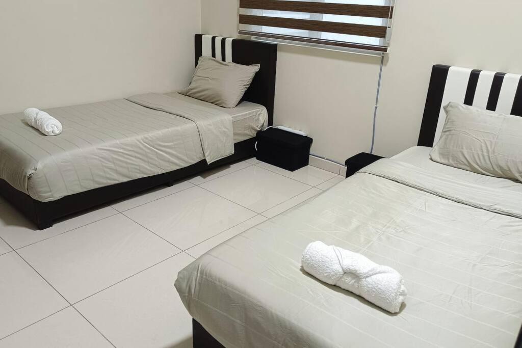 Feelslikehome Paloh Apartment